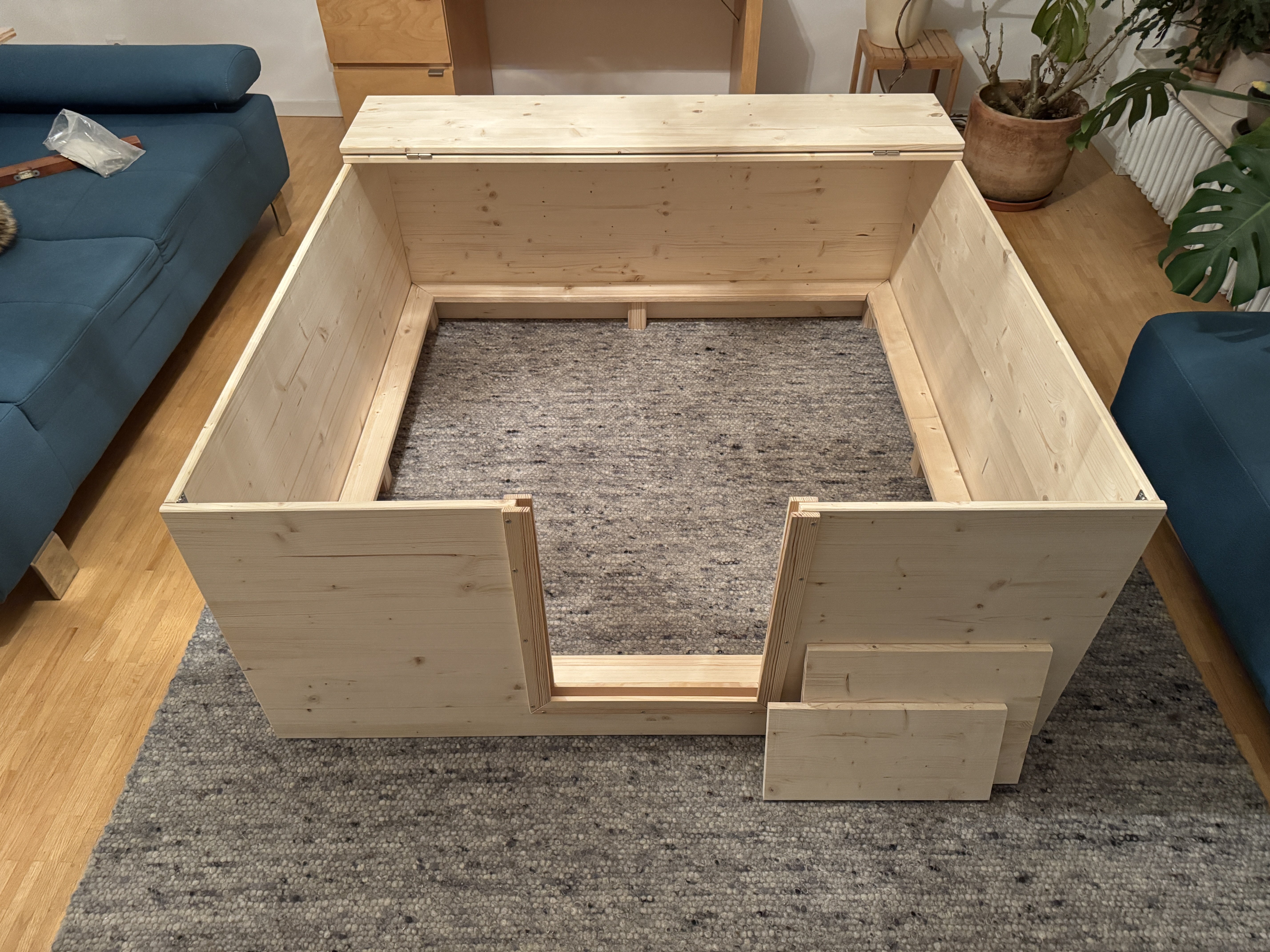 Wurfkiste und Auslauf - 4529f3859fb4.jpg