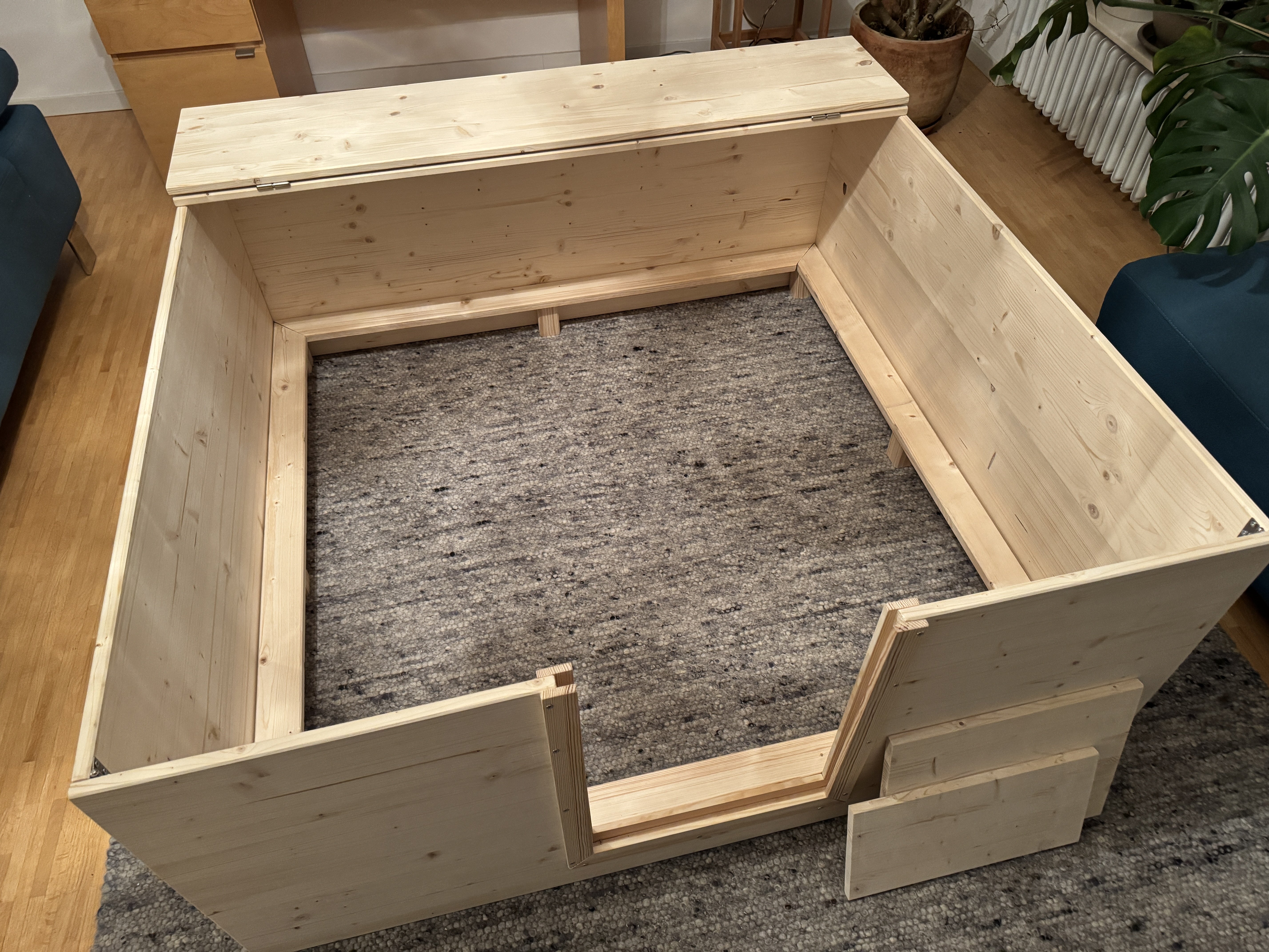 Wurfkiste und Auslauf - 6a4773a2eac7.jpg