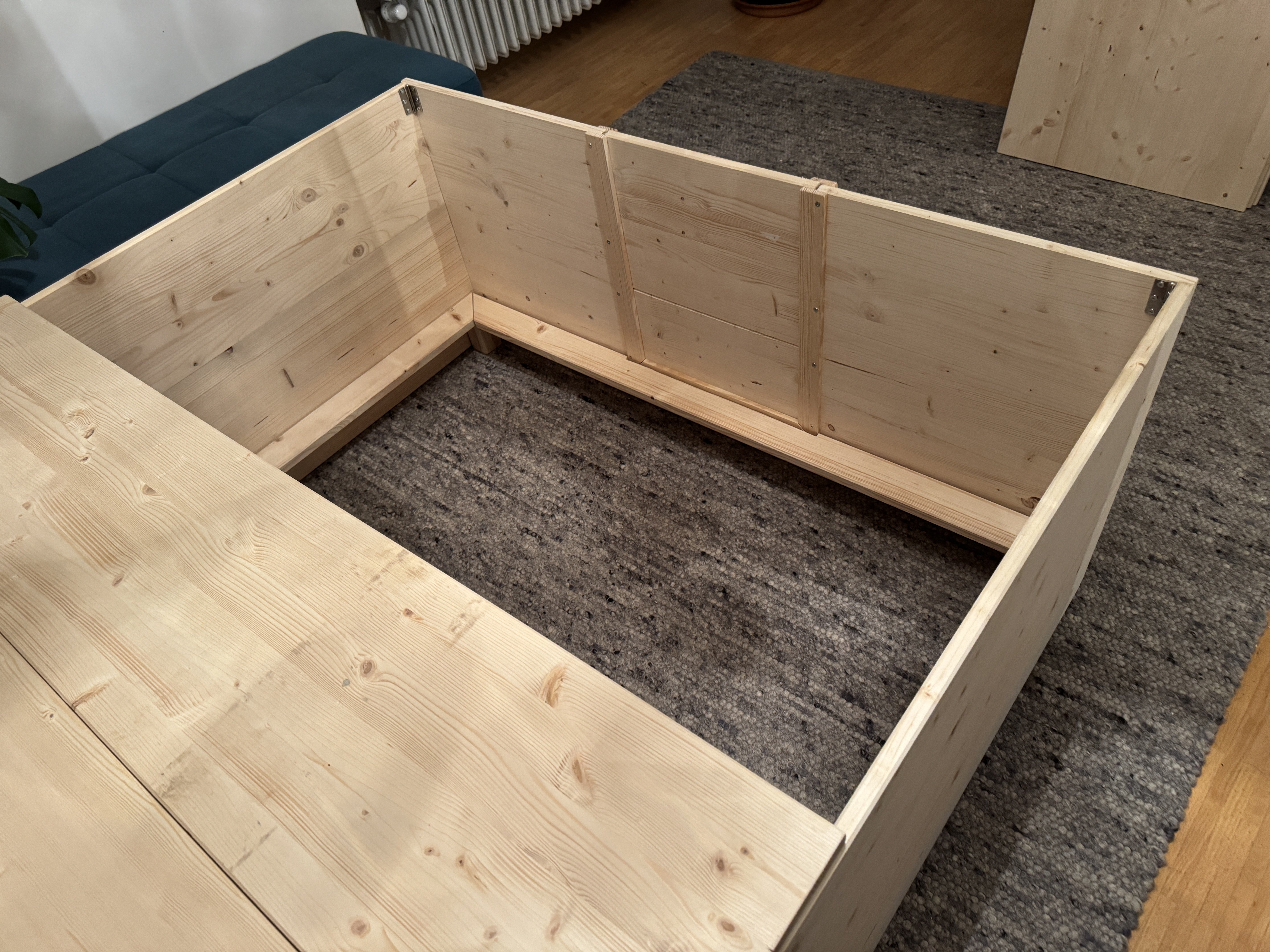 Wurfkiste und Auslauf